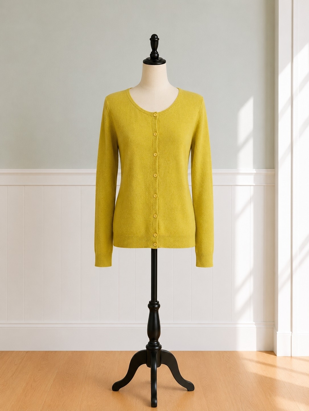Carol Rose Yellow/Green Crewneck Button-Front Women’s Sweater
